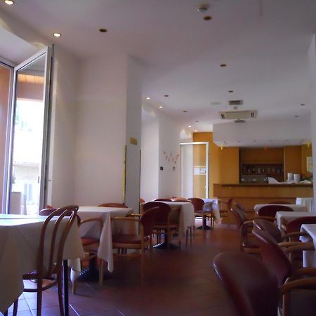 Albergo Italia Urbino Ngoại thất bức ảnh