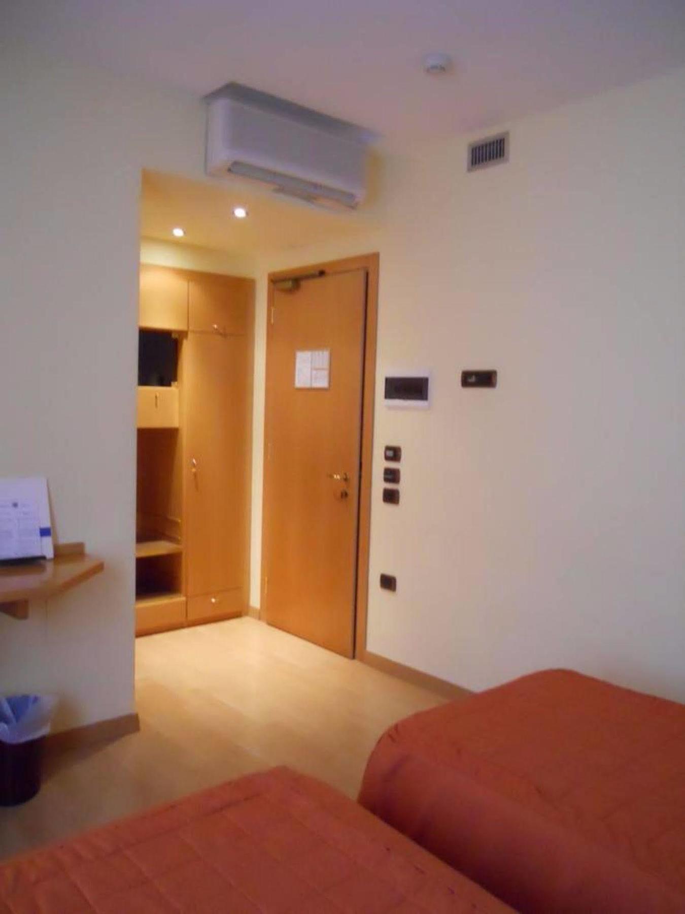 Albergo Italia Urbino Ngoại thất bức ảnh