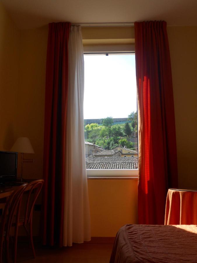 Albergo Italia Urbino Phòng bức ảnh